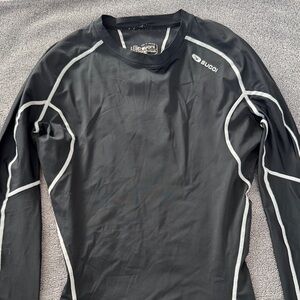 SUGOI Black and White Long Sleeve Top